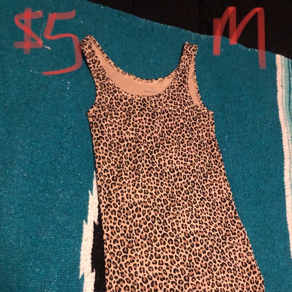 Stylish tops of all colors and sizes! - Picture 14 of 16